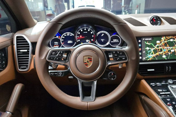 2023 Porsche Cayenne с пробегом 14 724 км