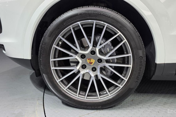 2022 Porsche Cayenne с пробегом 18 676 км