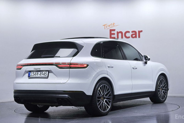 2022 Porsche Cayenne с пробегом 70 965 км