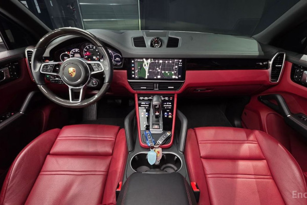2022 Porsche Cayenne с пробегом 18 676 км