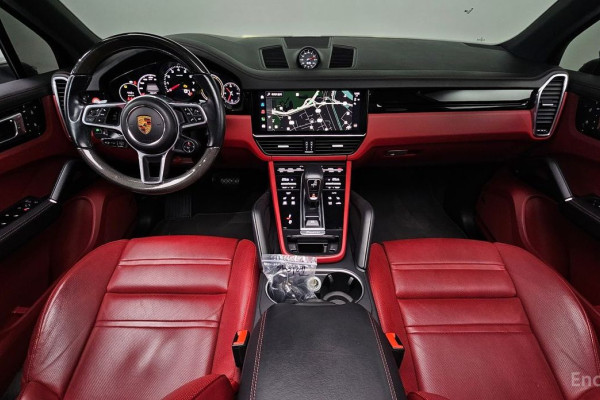 2022 Porsche Cayenne с пробегом 70 965 км
