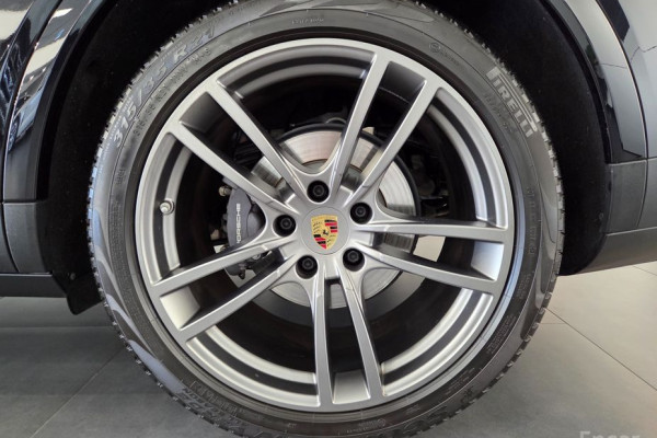 2021 Porsche Cayenne с пробегом 25 423 км