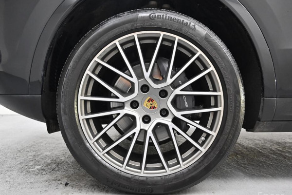 2023 Porsche Cayenne с пробегом 30 000 км