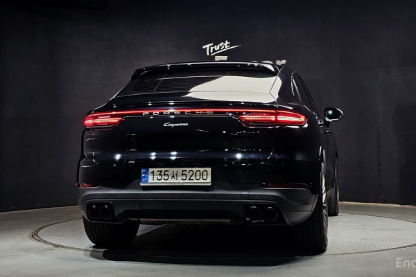 2022 Porsche Cayenne с пробегом 62 034 км