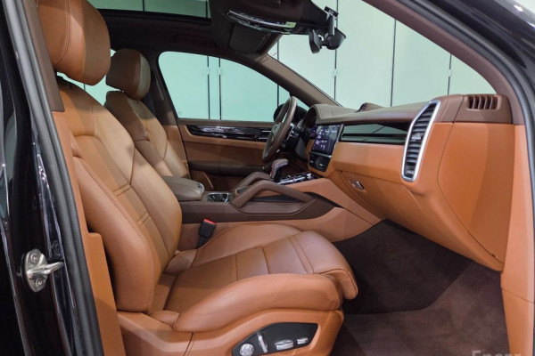 2021 Porsche Cayenne с пробегом 25 423 км