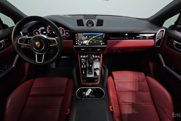 2023 Porsche Cayenne с пробегом 11 583 км