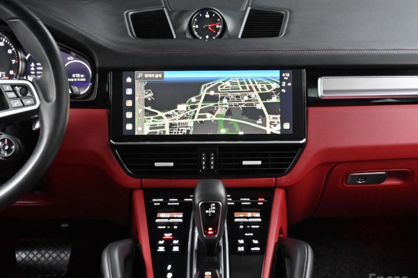 2023 Porsche Cayenne с пробегом 30 000 км