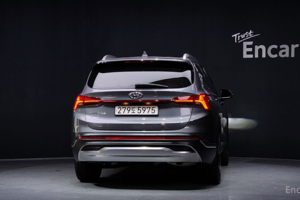 2021 Hyundai Santa Fe с пробегом 81 243 км