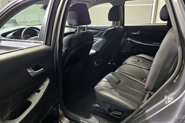 2021 Hyundai Santa Fe с пробегом 137 514 км