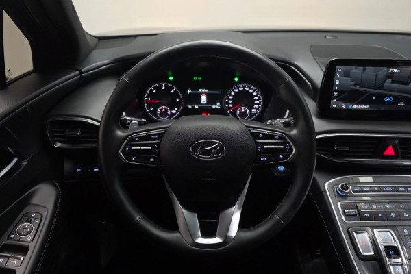 2021 Hyundai Santa Fe с пробегом 15 710 км