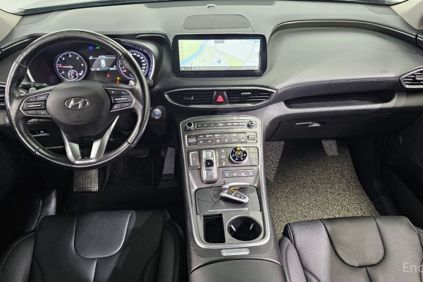 2022 Hyundai Santa Fe с пробегом 35 743 км