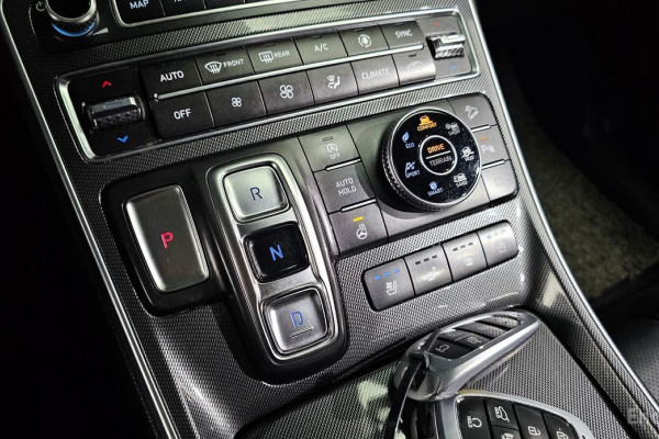 2022 Hyundai Santa Fe с пробегом 35 743 км