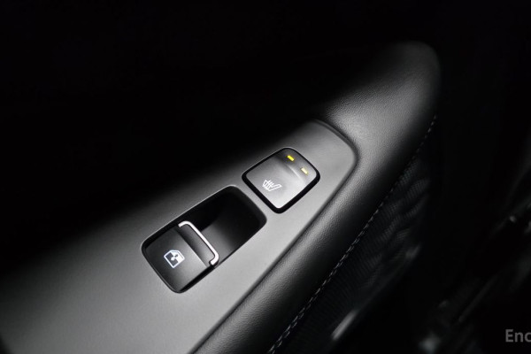 2021 Hyundai Santa Fe с пробегом 15 710 км