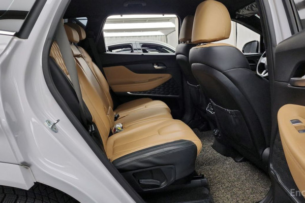 2021 Hyundai Santa Fe с пробегом 100 335 км