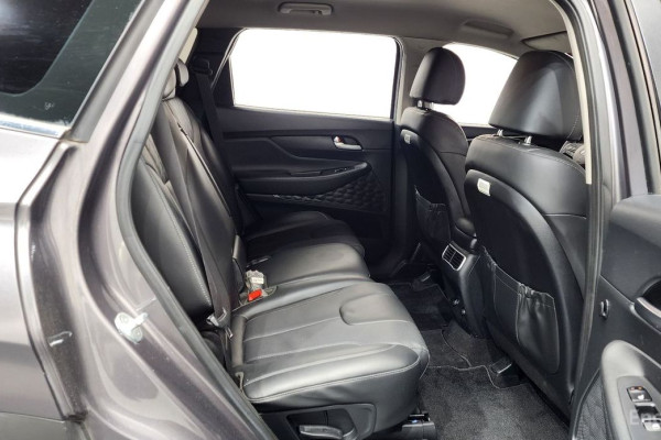 2022 Hyundai Santa Fe с пробегом 67 034 км