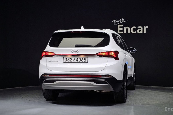 2022 Hyundai Santa Fe с пробегом 45 349 км