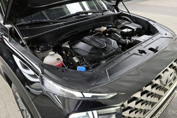 2023 Hyundai Santa Fe с пробегом 123 028 км