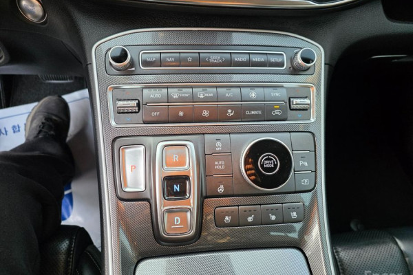 2021 Hyundai Santa Fe с пробегом 64 122 км