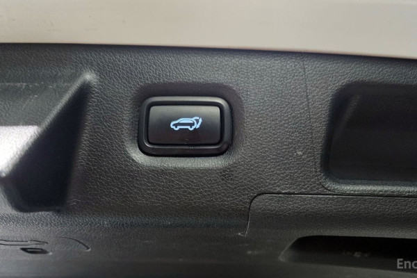 2022 Hyundai Santa Fe с пробегом 45 349 км