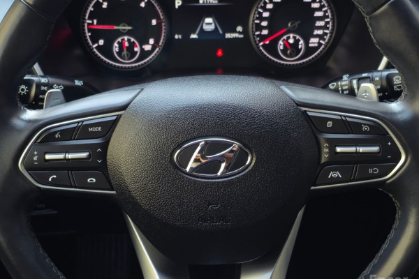 2021 Hyundai Santa Fe с пробегом 34 000 км