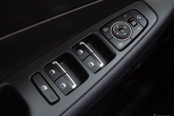 2021 Hyundai Santa Fe с пробегом 34 000 км