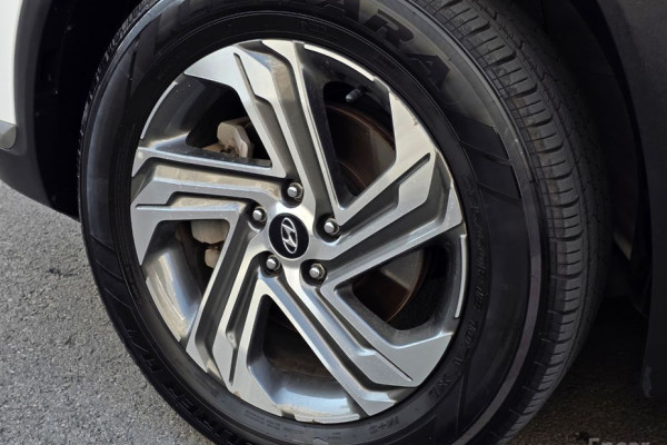 2021 Hyundai Santa Fe с пробегом 34 000 км