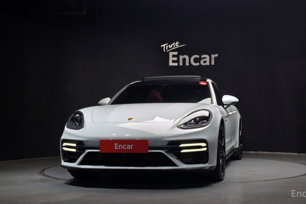 2022 Porsche Panamera с пробегом 49 818 км