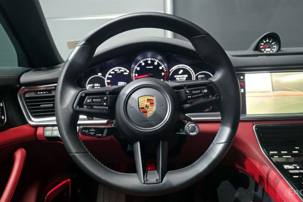 2022 Porsche Panamera с пробегом 21 036 км