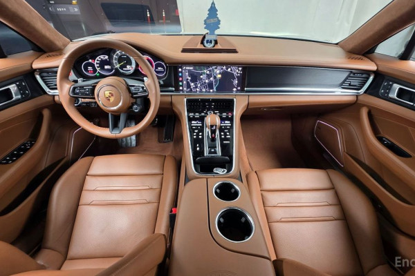 2022 Porsche Panamera с пробегом 32 413 км