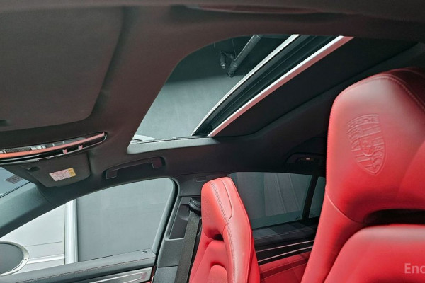 2022 Porsche Panamera с пробегом 21 036 км