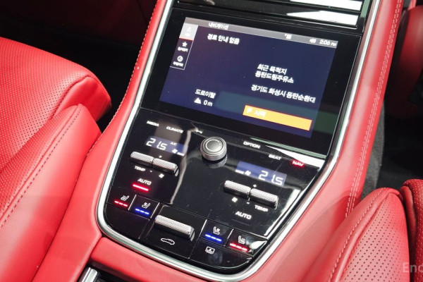 2023 Porsche Panamera с пробегом 36 284 км