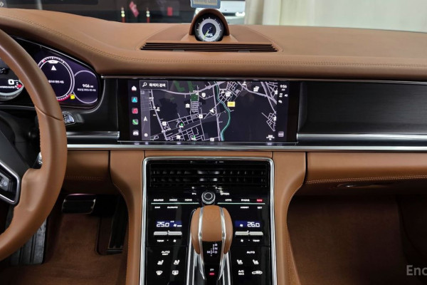 2022 Porsche Panamera с пробегом 32 413 км