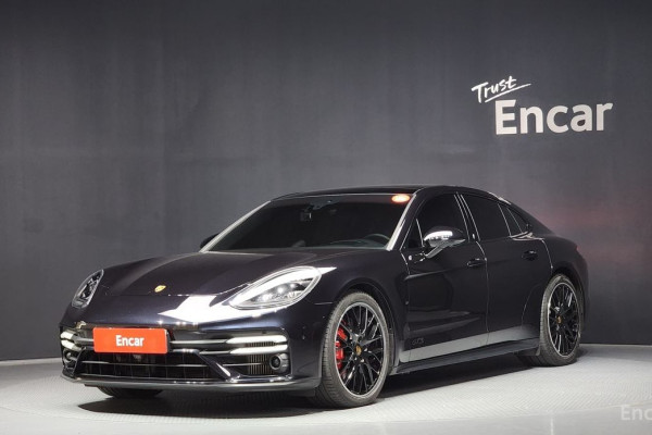 2022 Porsche Panamera с пробегом 40 563 км