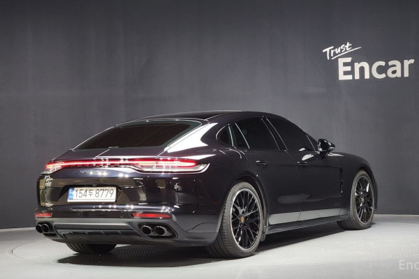 2022 Porsche Panamera с пробегом 40 563 км