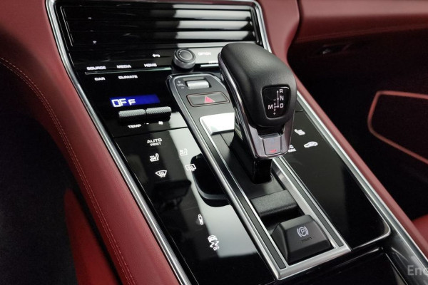 2022 Porsche Panamera с пробегом 40 563 км