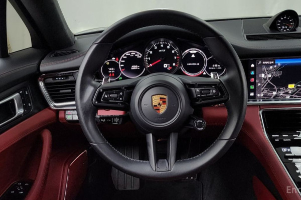 2022 Porsche Panamera с пробегом 40 563 км