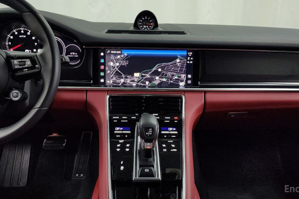 2022 Porsche Panamera с пробегом 40 563 км