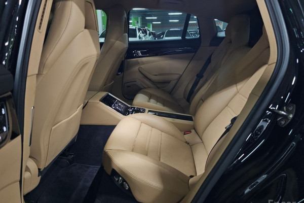 2021 Porsche Panamera с пробегом 81 925 км