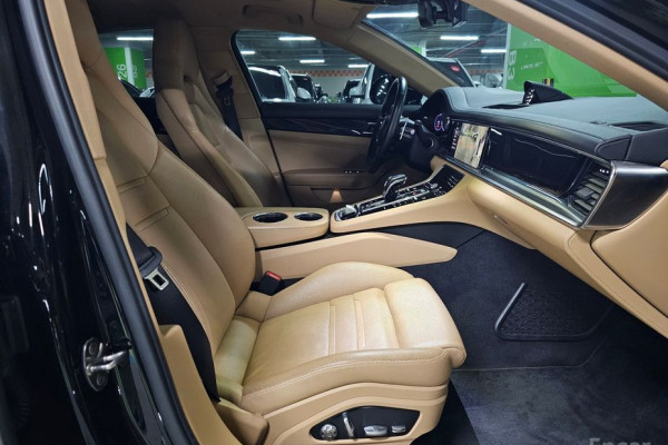 2021 Porsche Panamera с пробегом 81 925 км