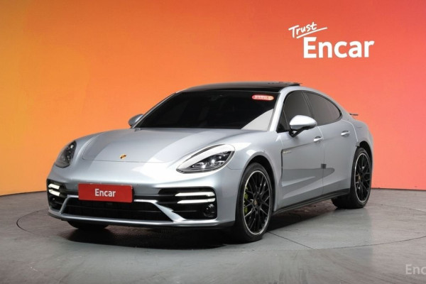 2021 Porsche Panamera с пробегом 122 999 км