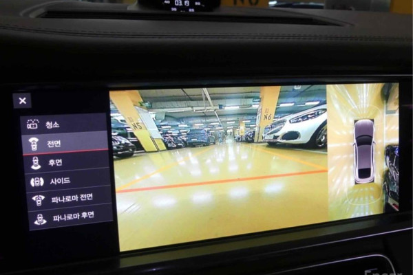 2021 Porsche Panamera с пробегом 19 400 км