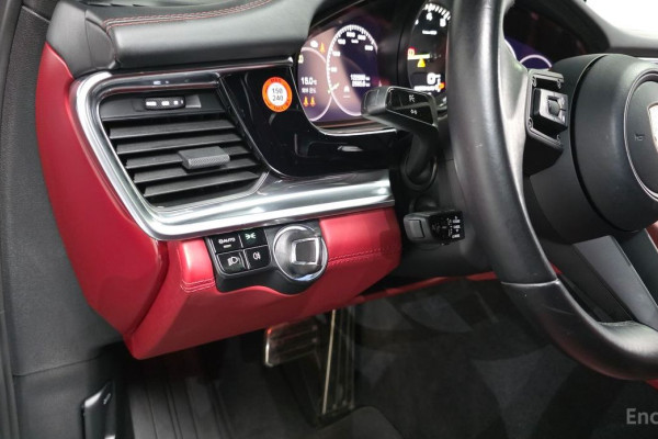 2021 Porsche Panamera с пробегом 122 999 км