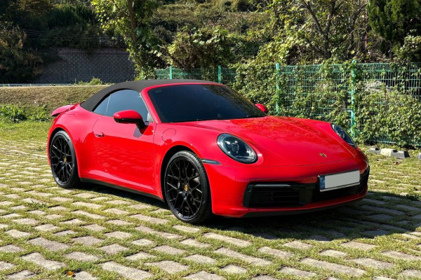 2022 Porsche 911 с пробегом 40 300 км