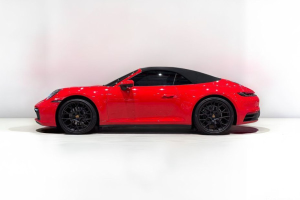 2022 Porsche 911 с пробегом 40 300 км