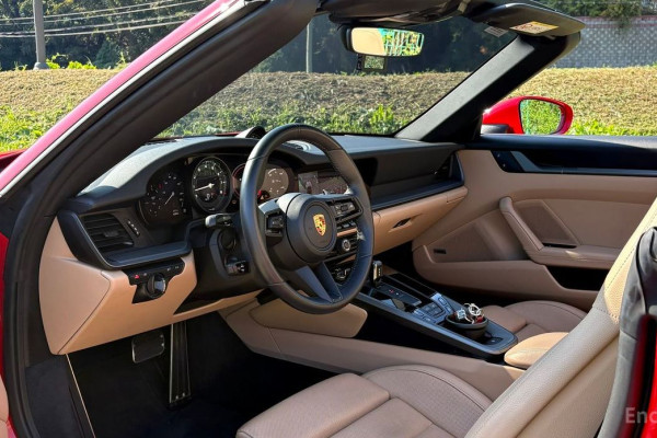 2022 Porsche 911 с пробегом 40 300 км