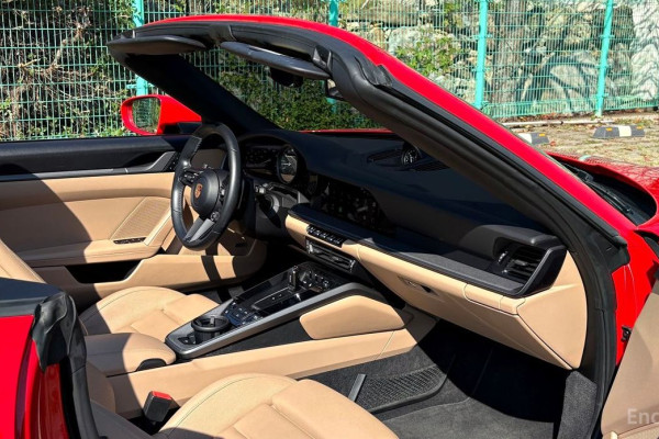 2022 Porsche 911 с пробегом 40 300 км