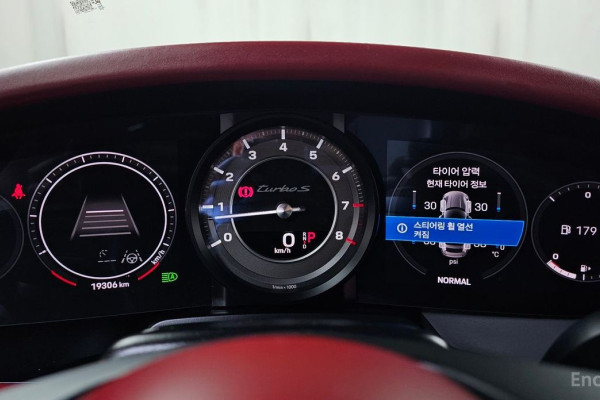 2022 Porsche 911 с пробегом 19 306 км