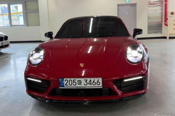 2022 Porsche 911 с пробегом 13 560 км