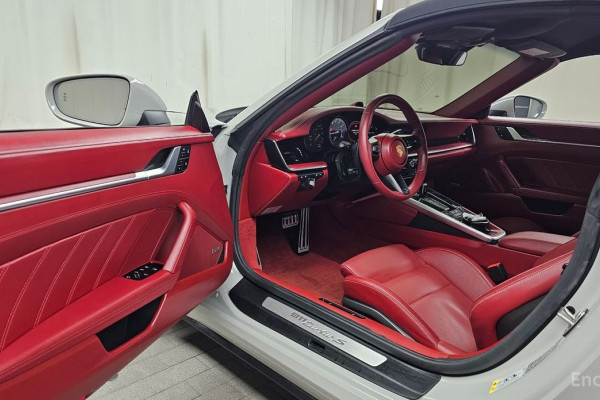 2022 Porsche 911 с пробегом 19 306 км