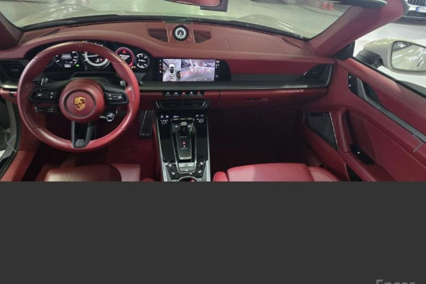 2022 Porsche 911 с пробегом 11 751 км